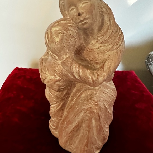 Isabel Bloom mother and child signed and retired piece. Soft pink color - Picture 6 of 10